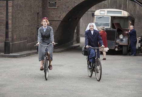 Emerald Fennell, Victoria Yeates - Call the Midwife - Episode 6 - Do filme