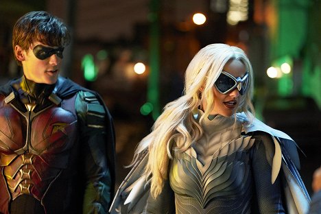 Brenton Thwaites, Minka Kelly - Titans - Hawk and Dove - Photos