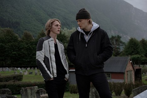 Jonas Strand Gravli, David Stakston - Ragnarök - Season 2 - Filmfotos
