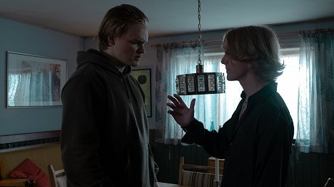 David Stakston, Jonas Strand Gravli - Ragnarök - Season 2 - Film