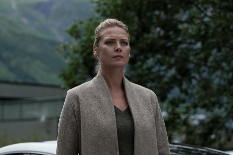 Synnøve Macody Lund - Ragnarök - Season 2 - De la película