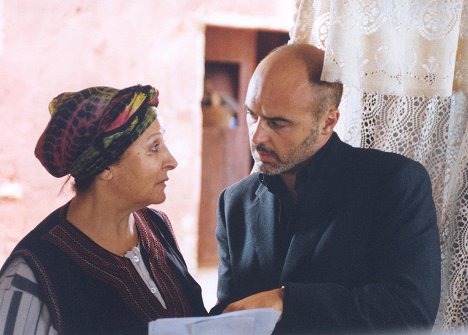 Mouna Noureddine, Luca Zingaretti - Comisario Montalbano - Il ladro di merendine - De la película