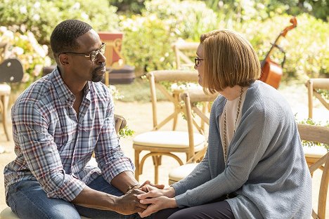 Sterling K. Brown, Mandy Moore - This Is Us - The Adirondacks - Photos