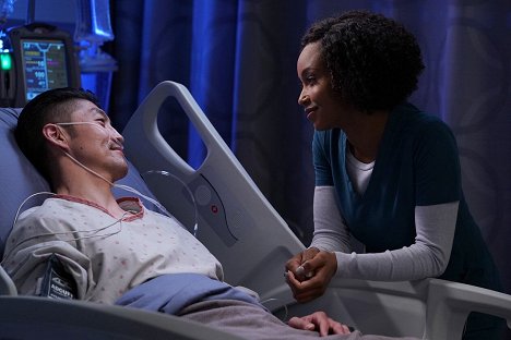 Brian Tee, Yaya DaCosta - Chicago Med - I Will Come to Save You - Photos