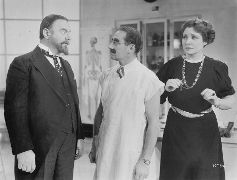 Sig Ruman, Groucho Marx, Margaret Dumont - A Day at the Races - Photos