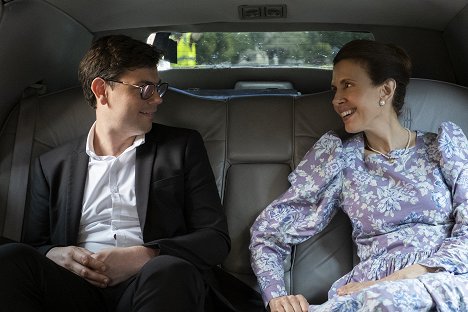 Ryan O'Connell, Jessica Hecht