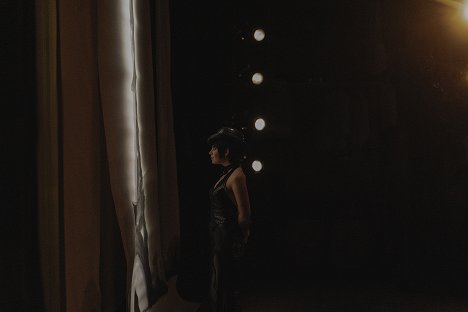 Krysta Rodriguez - Halston - Versalles - De la película