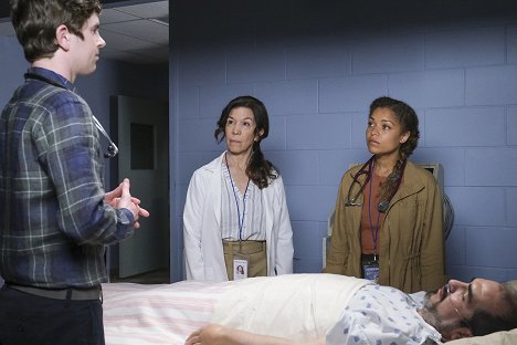 Freddie Highmore, Allegra Fulton, Antonia Thomas - The Good Doctor - Mission humanitaire - Film