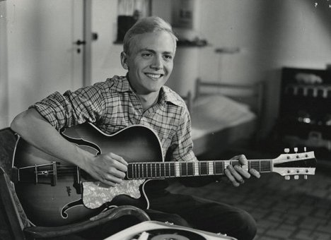 Otto Møller Jensen - Far til fire med fuld musik - Photos