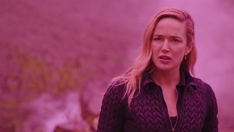 Caity Lotz - Legends of Tomorrow - Meat: The Legends - Photos