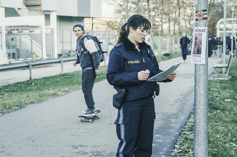 Luna Jordan, Verena Altenberger - Polizeiruf 110 - Frau Schrödingers Katze - Kuvat elokuvasta