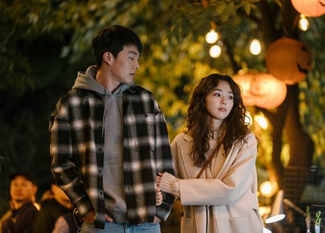 Ki-yong Jang, Soo-bin Chae - Sweet & Sour - Van film