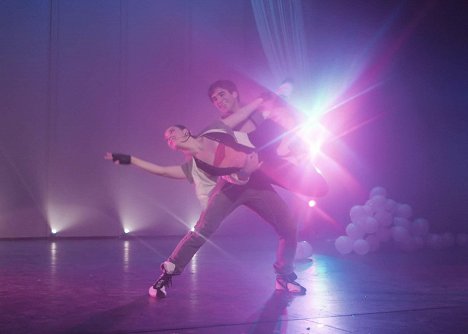 Lexi Giovagnoli, Justin Ray - 1 Chance 2 Dance - Z filmu