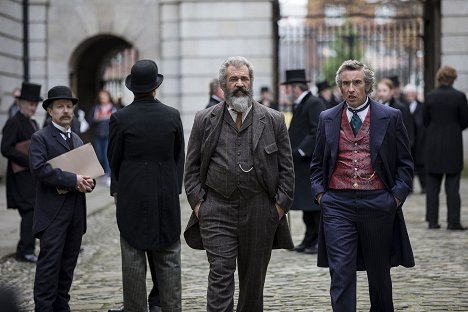 Mel Gibson, Steve Coogan - O Professor e o Louco - Do filme