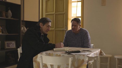 Péter Végh, Steve Hajdu - Drága örökösök - Mentőcsapat felbérelve - Z filmu