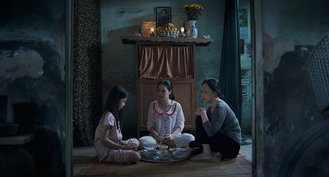 Thien Tu Tran, Quynh Nhu - Trading Happiness - Z filmu