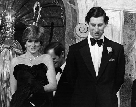 Diana, księżna Walii, król Karol III - Charles & Di: The Truth Behind Their Wedding - Z filmu