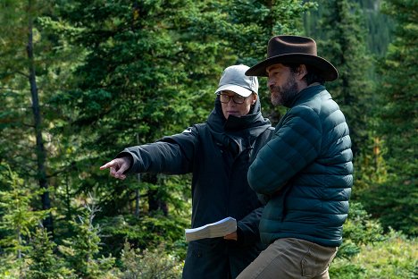 Robin Wright, Demián Bichir - Land - Making of