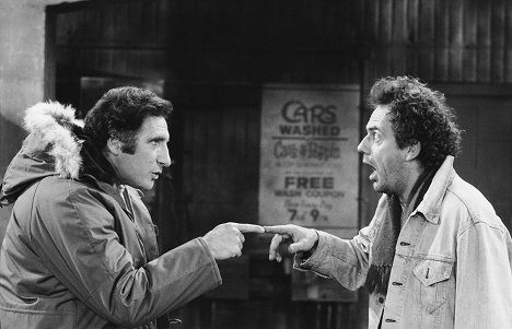 Judd Hirsch, Christopher Lloyd - Taxi - Film