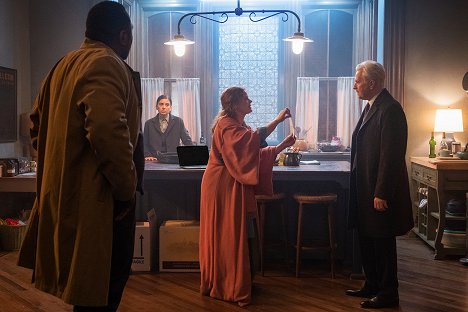 Brian Tyree Henry, Jeanine Serralles, Amy Adams, Gary Oldman - The Woman in the Window - Photos