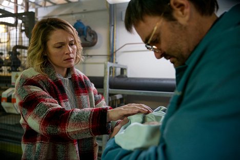 Amy Seimetz, Will Forte - Sweet Tooth - When Pubba Met Birdie - Photos