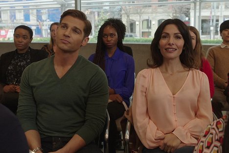 Mike Vogel, Sarah Shahi - Sex/Life - This Must Be the Place - Kuvat elokuvasta