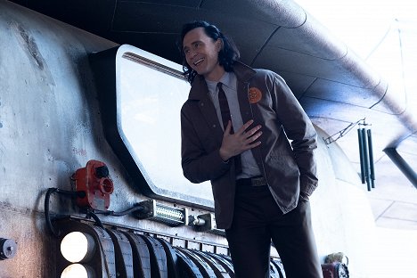 Tom Hiddleston - Loki - Lamentis - Filmfotók