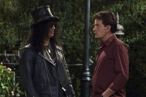 Slash, Charlie Sheen - Kurz sebeovládání - Charlie nechá Kate převzít velení - Z filmu