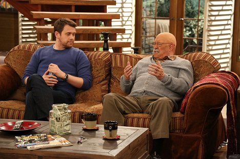 Michael Arden, Barry Corbin - Anger Management - Charlie and the Airport Sext - Photos