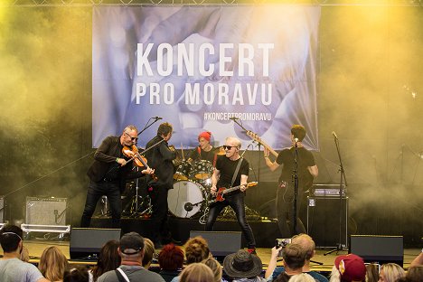 Čechomor - Koncert pro Moravu - Z filmu