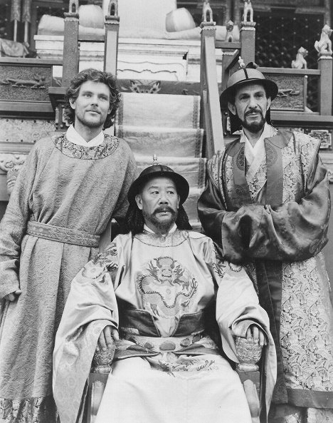 Ken Marshall, Ruocheng Ying, Leonard Nimoy - Marco Polo - Filmfotos
