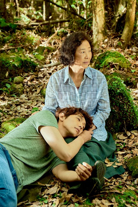 Hyeon-woo Ji, Doo-shim Ko - Everglow - Film