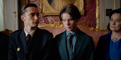 Ivar Forsling, Edvin Ryding, Pernilla August - Young Royals - Episode 1 - Photos