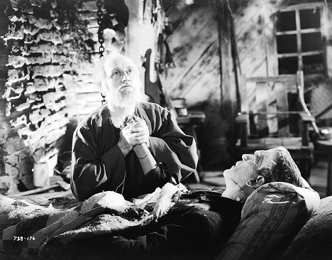 O.P. Heggie, Boris Karloff - Bride of Frankenstein - Photos
