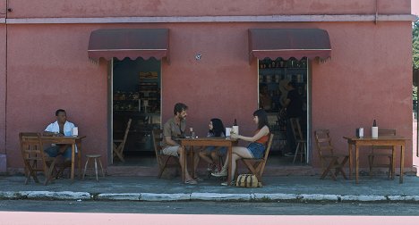 Anaís Grala Wegner, Maria Galant - Sisters in the End of the World - Photos