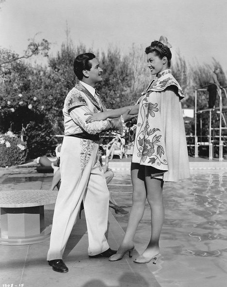 Carlos Ramírez, Esther Williams - Escuela de sirenas - De la película