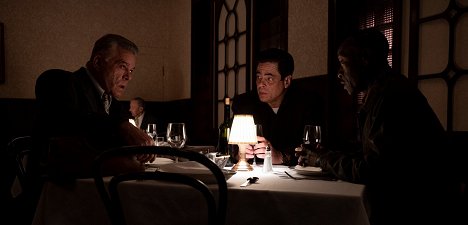Ray Liotta, Benicio Del Toro, Don Cheadle - Bez gwałtownych ruchów - Z filmu