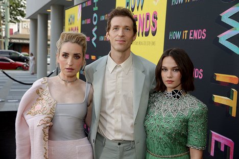 Los Angeles premiere of "How It Ends" at NeueHouse Hollywood on Thursday, July 15, 2021 - Zoe Lister Jones, Daryl Wein, Cailee Spaeny - How It Ends - Evenementen