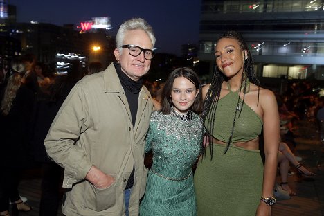 Los Angeles premiere of "How It Ends" at NeueHouse Hollywood on Thursday, July 15, 2021 - Bradley Whitford, Cailee Spaeny, Tawny Newsome - How It Ends - Events