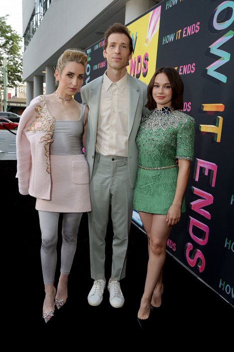 Los Angeles premiere of "How It Ends" at NeueHouse Hollywood on Thursday, July 15, 2021 - Zoe Lister Jones, Daryl Wein, Cailee Spaeny - Antes do Fim - De eventos