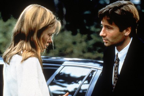 Tracey Ellis, David Duchovny - The X-Files - Oubliette - Photos