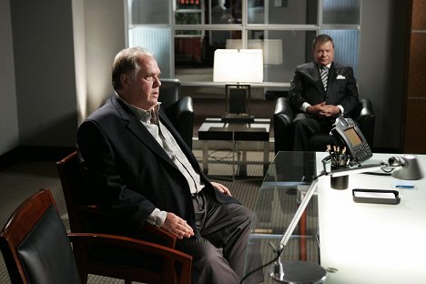 Maury Chaykin, William Shatner - Boston Legal - Live Big - Photos