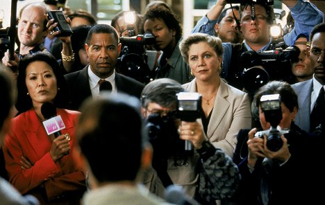 Kathleen Turner - Legalese - De la película