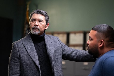 Lou Diamond Phillips, Frank Harts - Prodigal Son - It's All in the Execution - Photos