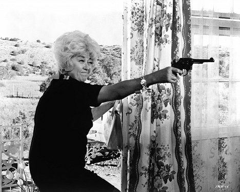 Joan Blondell - Stay Away, Joe - Z filmu
