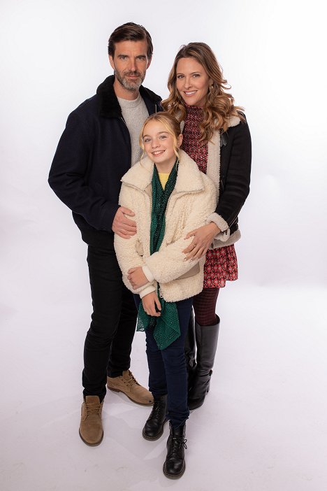 Lucas Bryant, Cassidy Nugent, Jill Wagner - Karácsonyi angyal - Promóció fotók