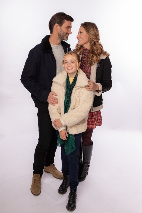 Lucas Bryant, Cassidy Nugent, Jill Wagner - Karácsonyi angyal - Promóció fotók