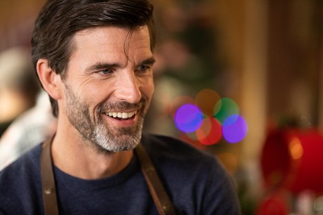 Lucas Bryant - The Angel Tree - De filmes