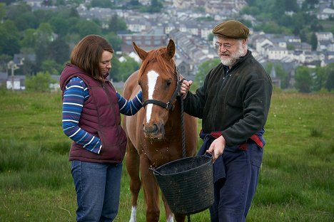Toni Collette, Owen Teale - Jdi za svým koněm - Z filmu