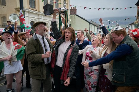 Karl Johnson, Owen Teale, Toni Collette, Joanna Page, Damian Lewis - Cabalgando A La Gloria - De la película